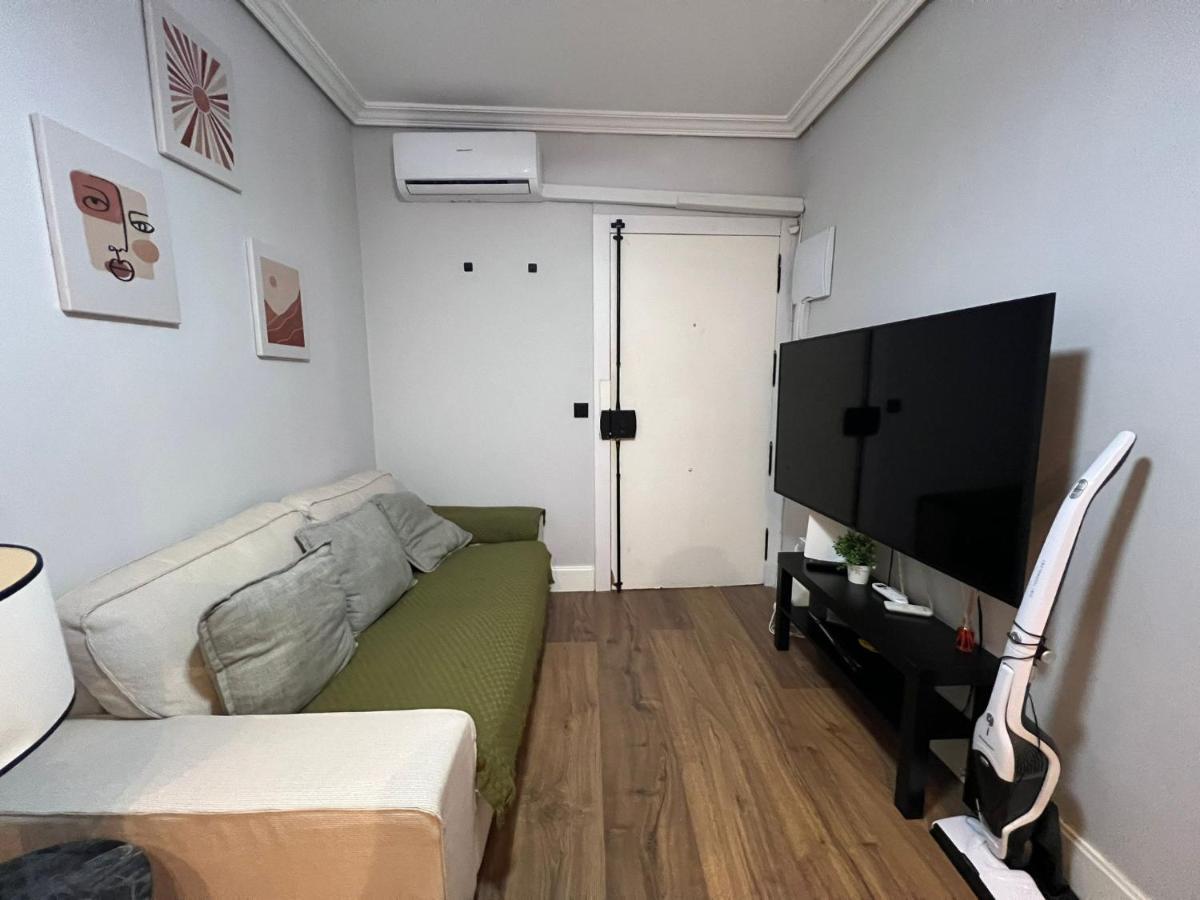 Realbites Accommodations Мадрид Екстериор снимка